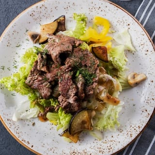 Grilled Beef Salad (Yum Nuea)