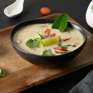 Tom Kha (Thai Hot & Sour Coconut Soup) (Bowl)